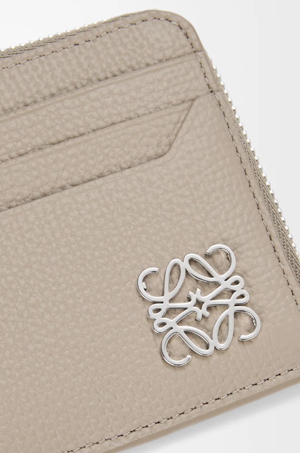 Anagram Square Coin Cardholder In Pebble Grained Calfskin