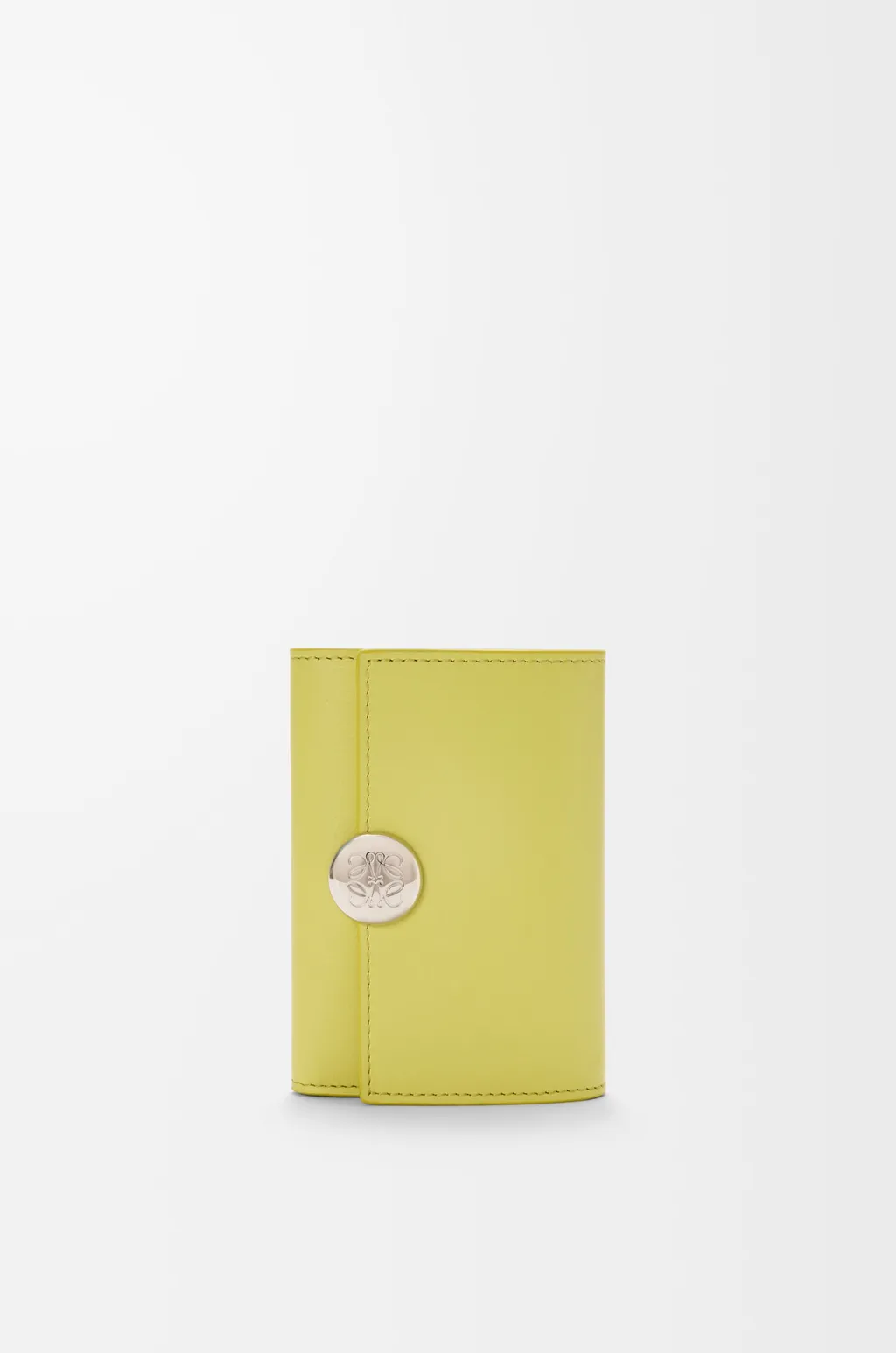 Pebble Small Vertical Wallet In Shiny Nappa Calfskin