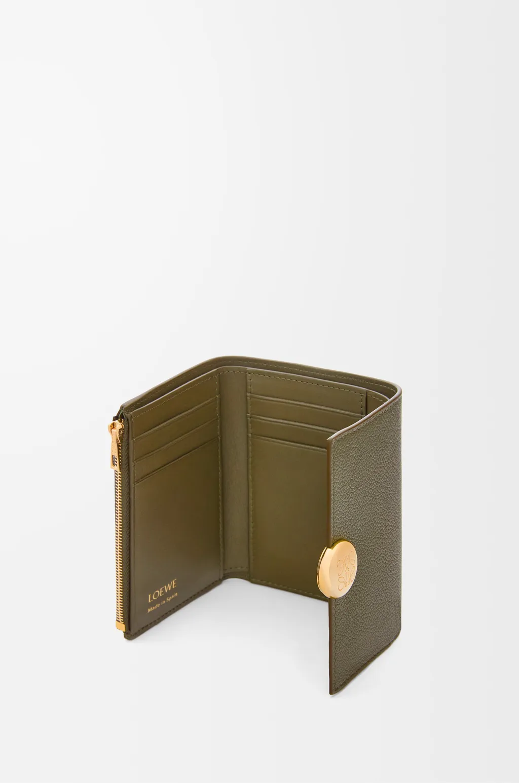 Pebble Small Vertical Wallet In Pebble Grained Calfskin
