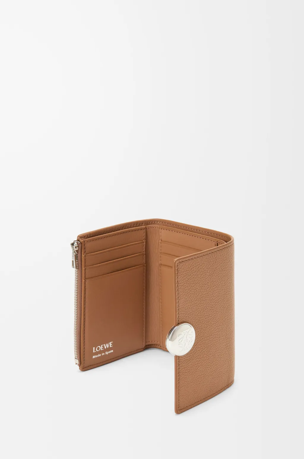 Pebble Small Vertical Wallet In Pebble Grained Calfskin
