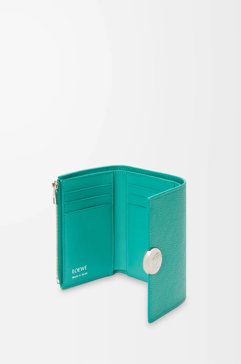 Pebble Small Vertical Wallet In Pebble Grained Calfskin