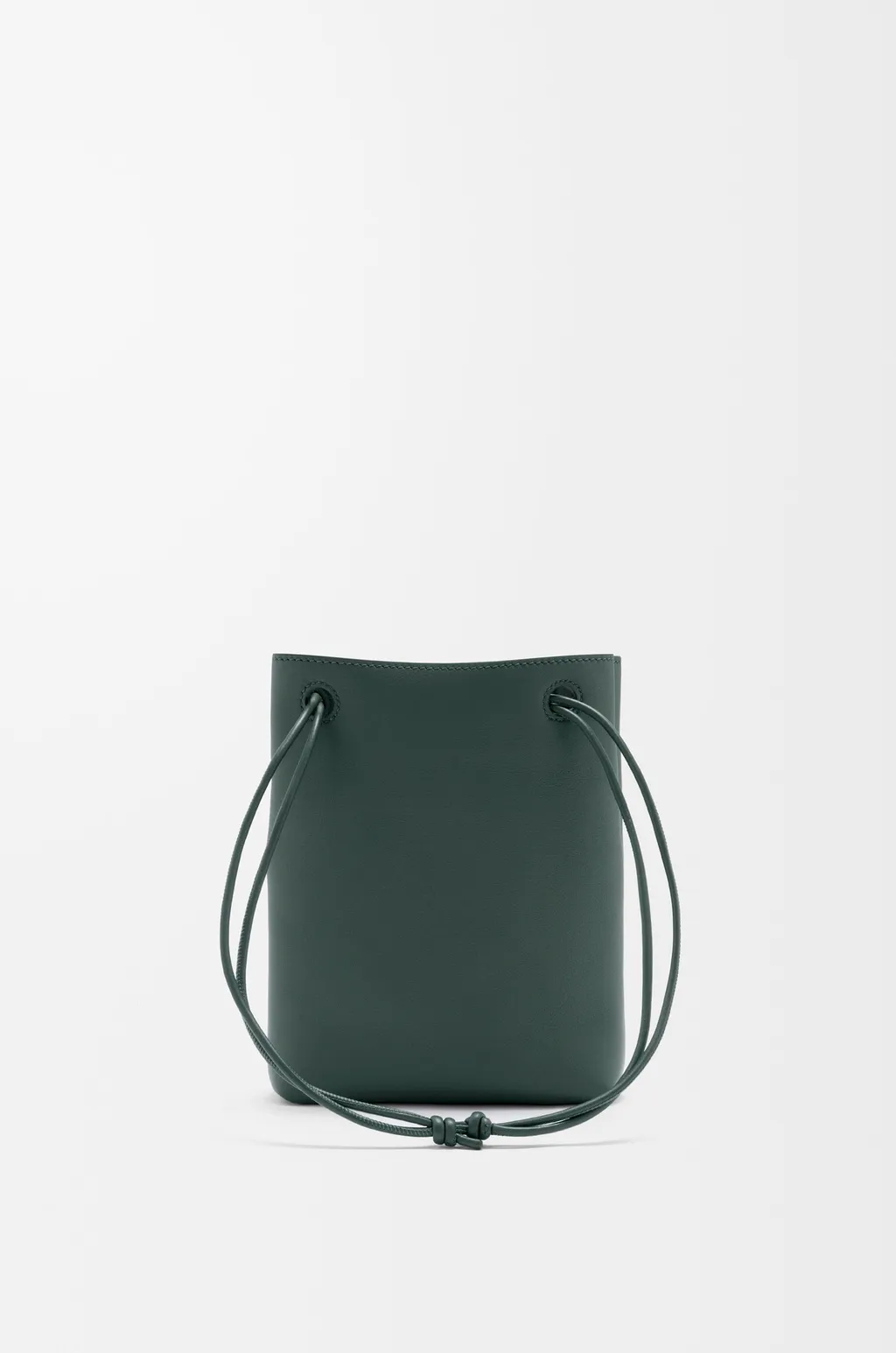 Pebble Pouch In Smooth Calfskin