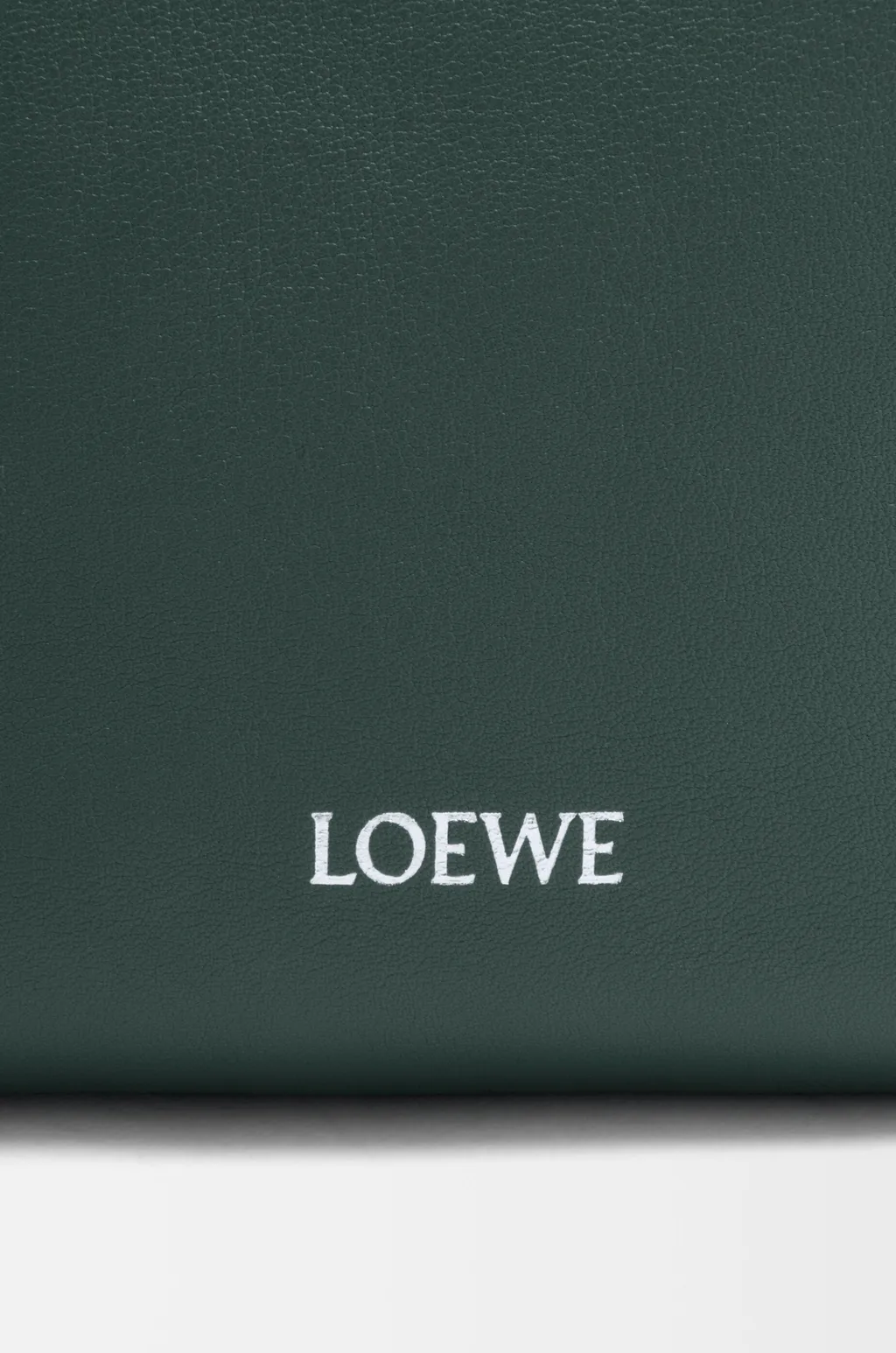 Pebble Pouch In Smooth Calfskin