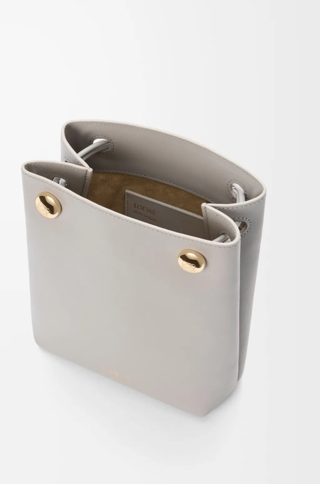Pebble Pouch In Smooth Calfskin