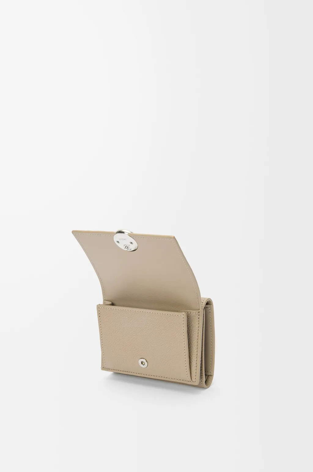 Pebble Trifold Wallet In Pebble Grain Calfskin