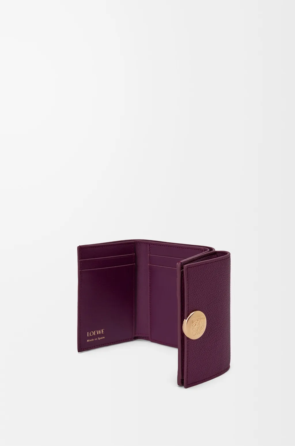 Pebble Trifold Wallet In Pebble Grain Calfskin
