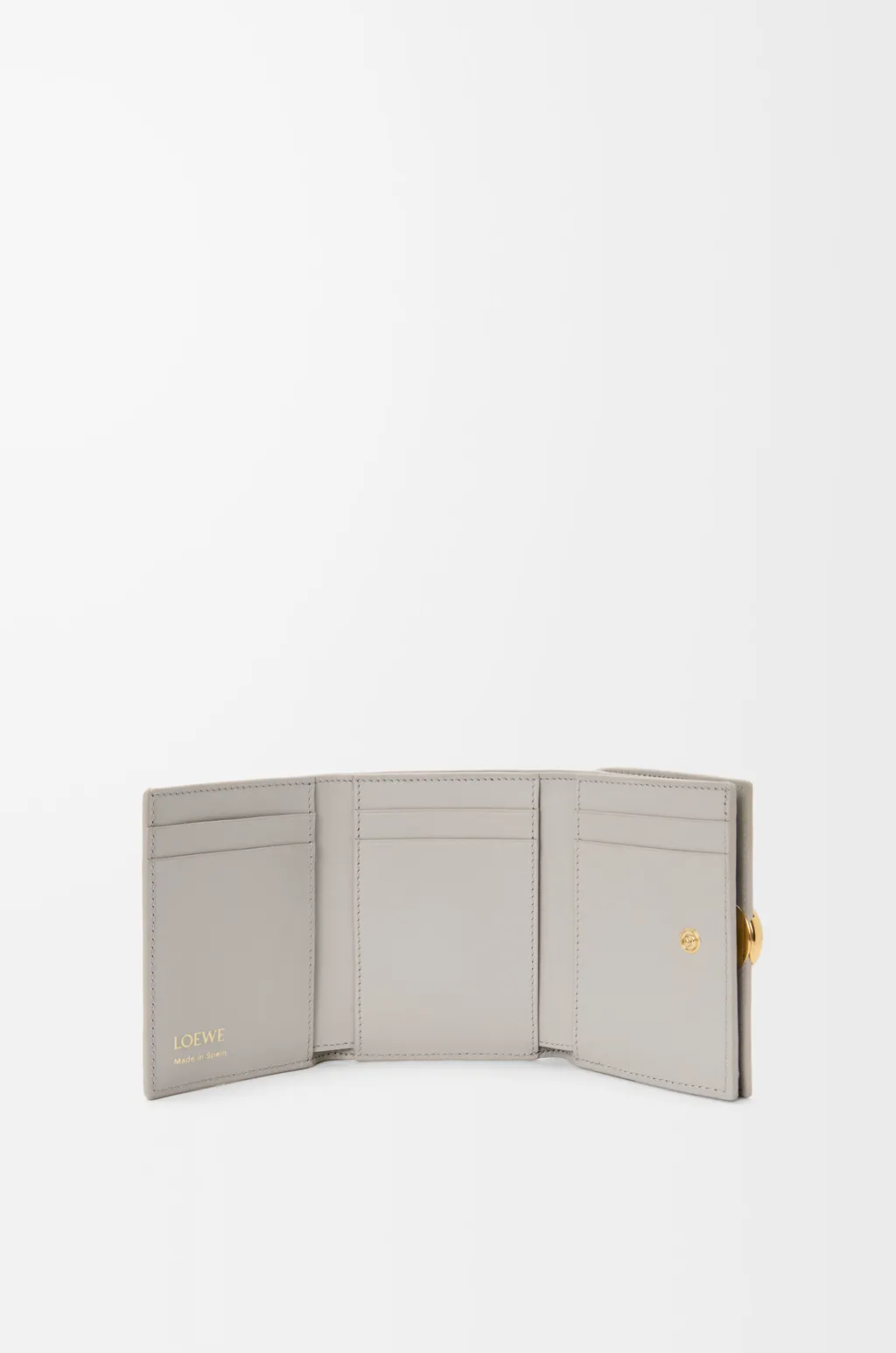 Pebble Trifold Wallet In Shiny Nappa Calfskin