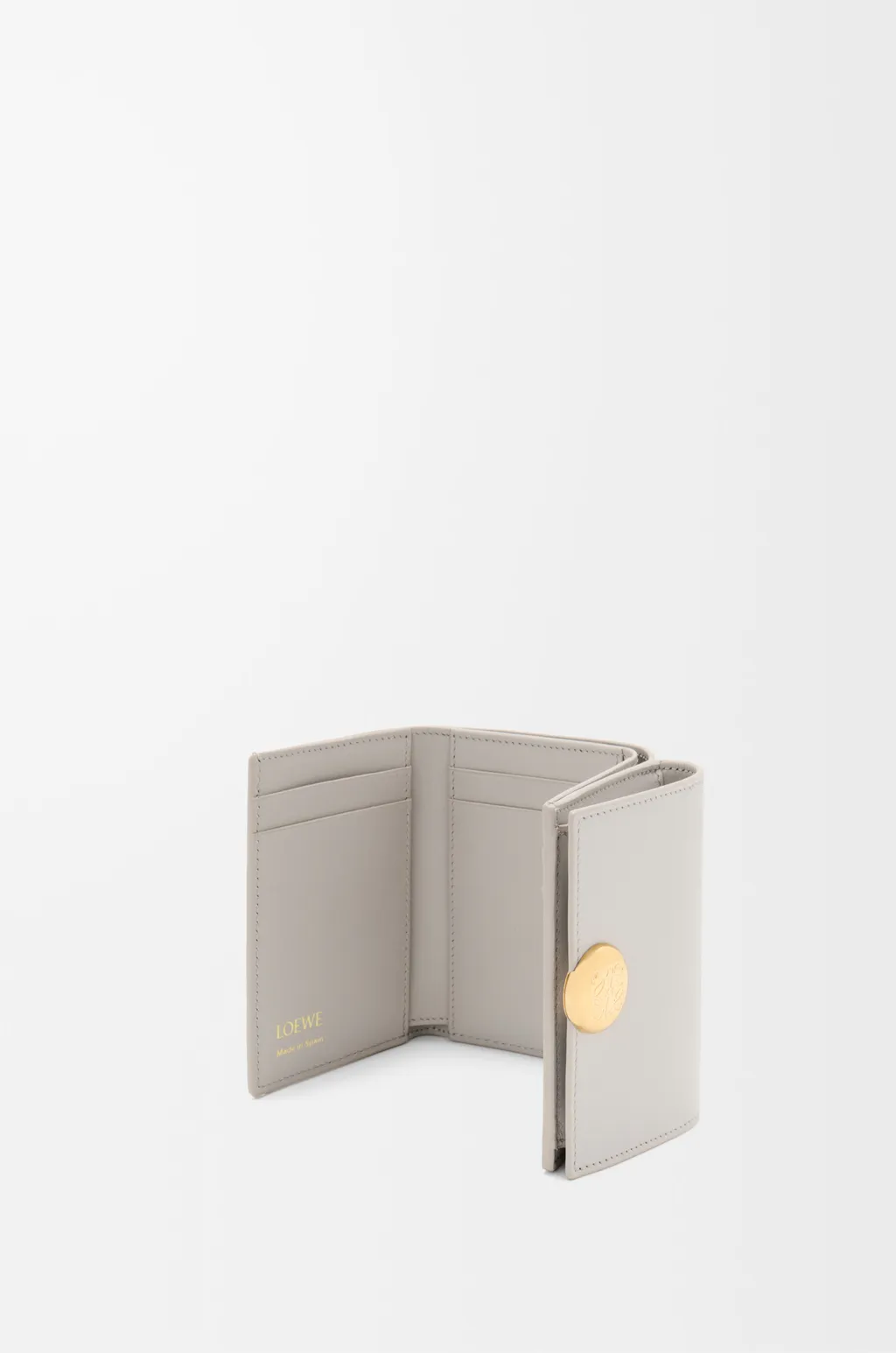Pebble Trifold Wallet In Shiny Nappa Calfskin