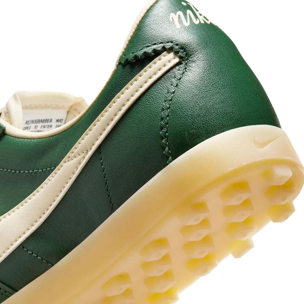 W Nike Astrograbber Lthr