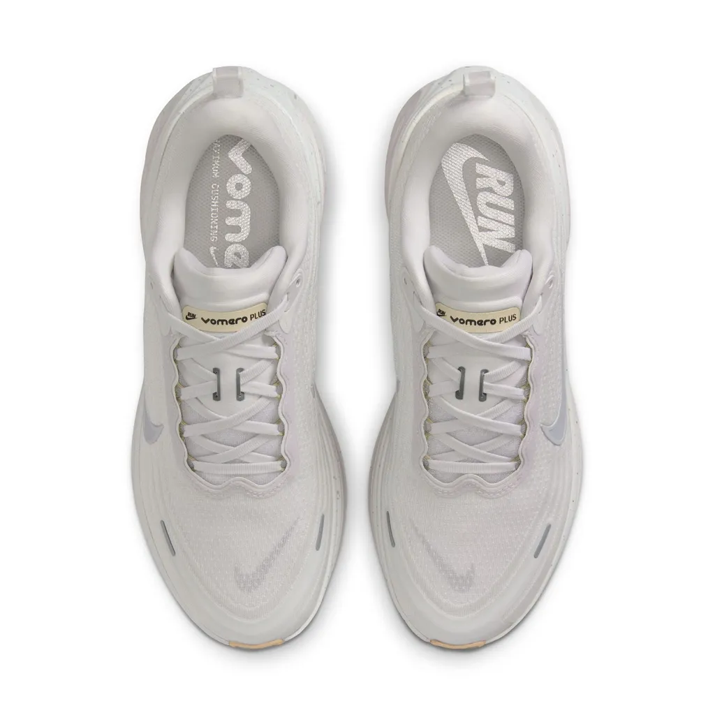 Nike Vomero Plus Speckle