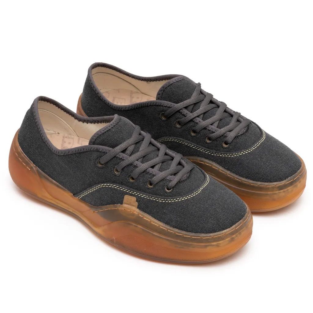 Camino Low Skate Sneakers