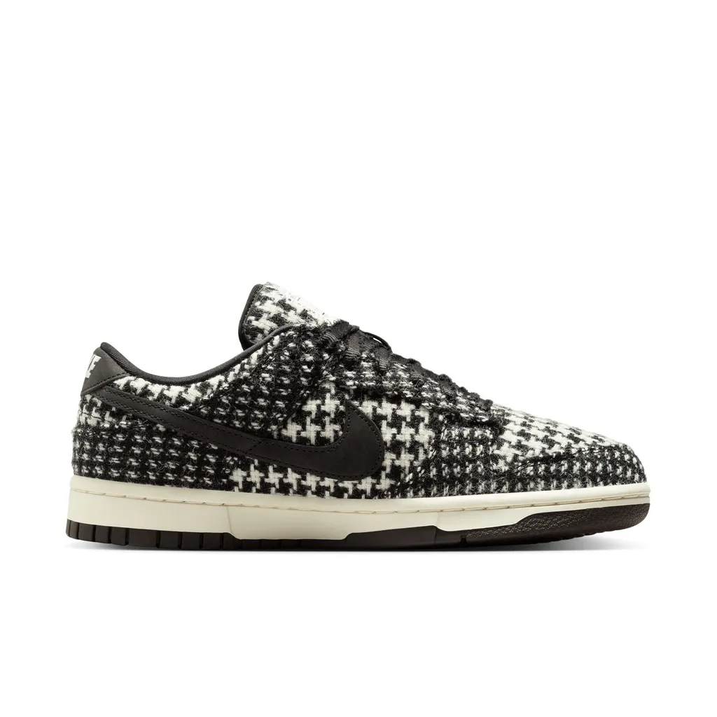 W Nike Dunk Low