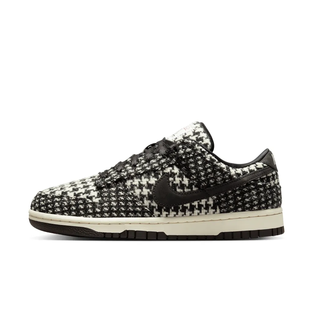 W Nike Dunk Low