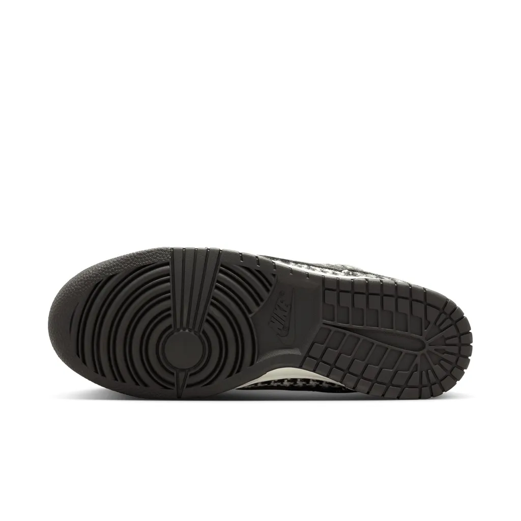 W Nike Dunk Low