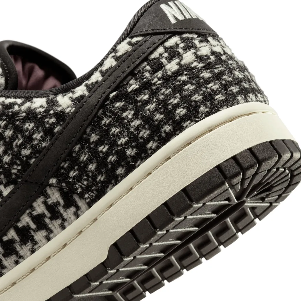 W Nike Dunk Low