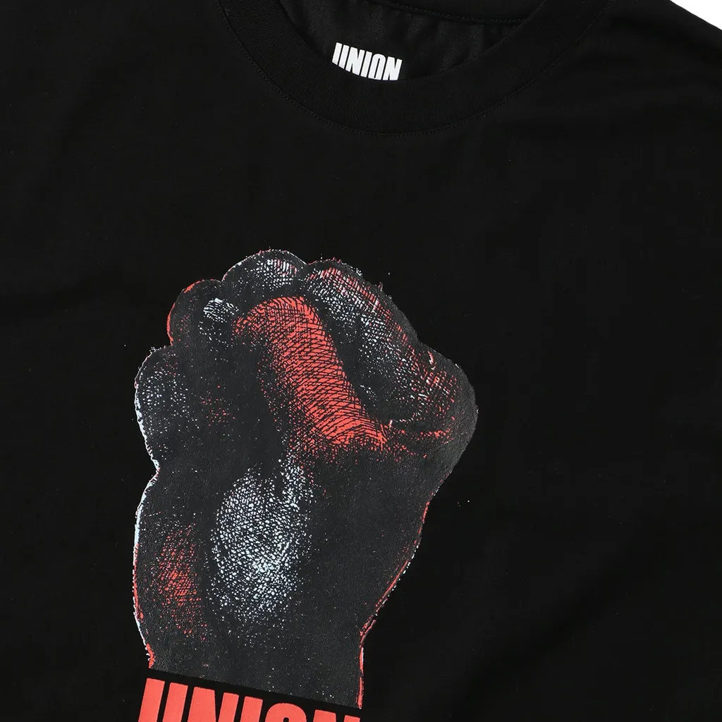 Hands Up Tee