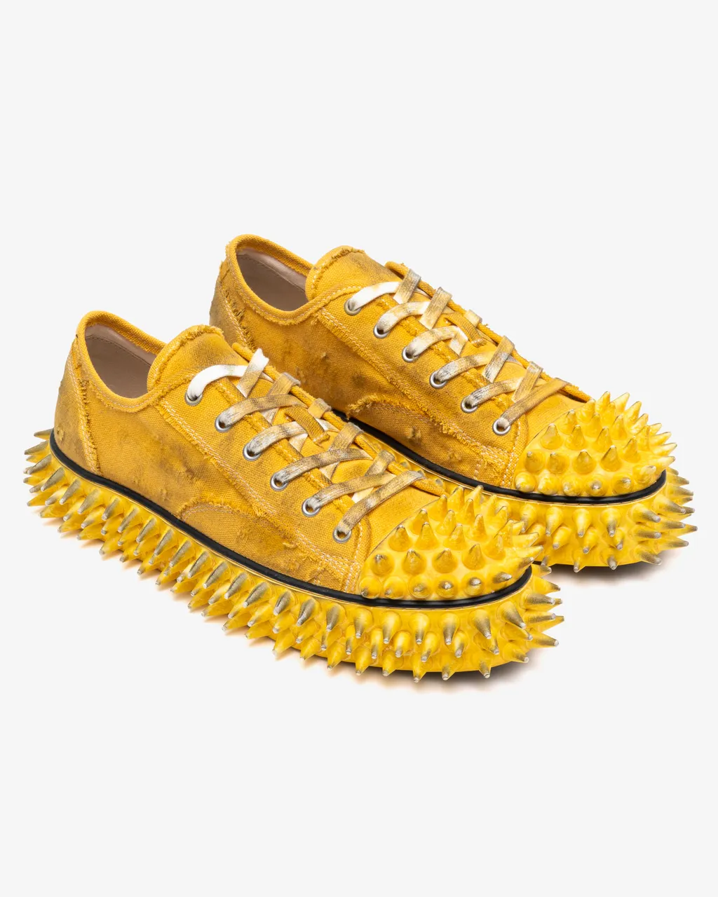 Dirty Spike Toe Cap Canvas Sneaker