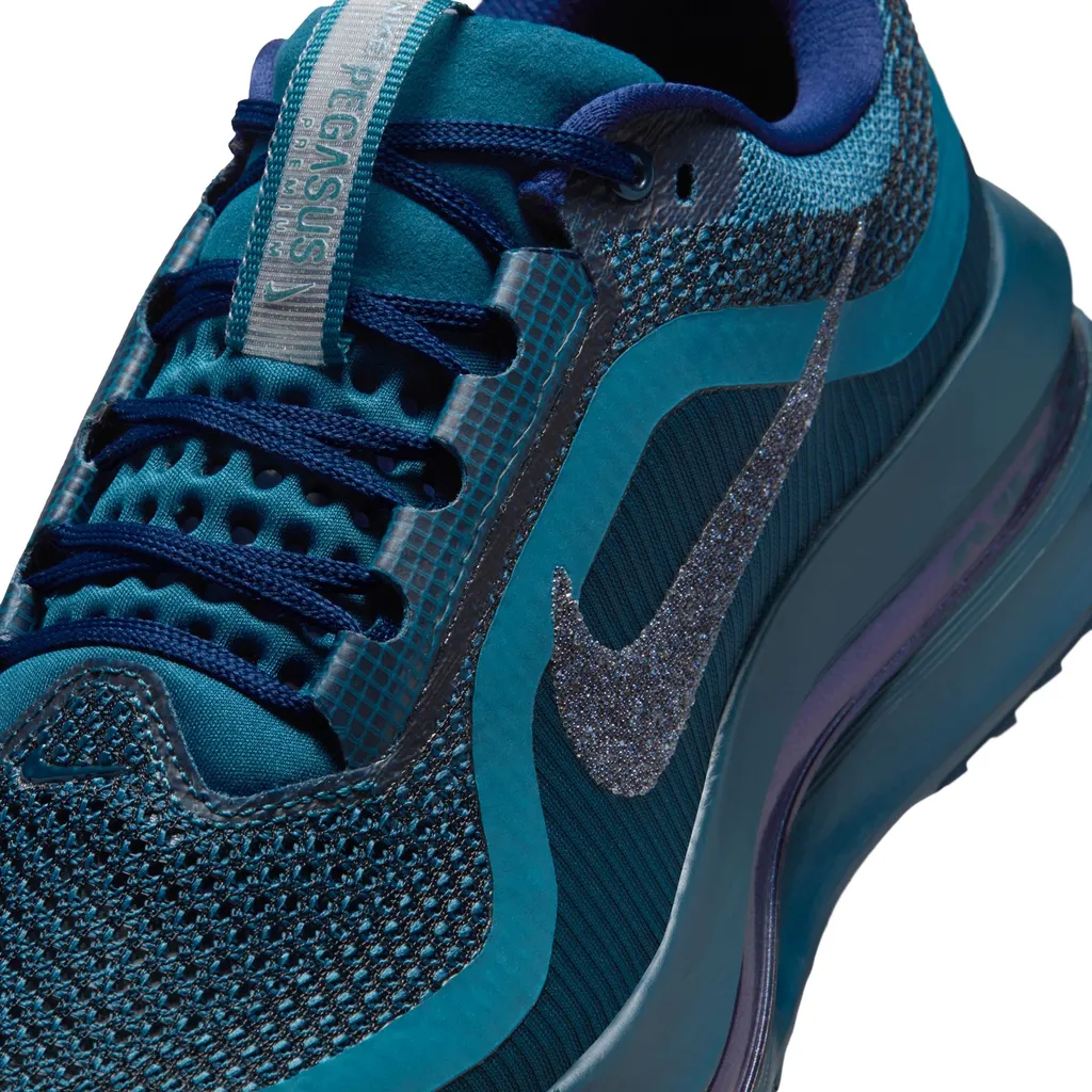 W Nike Pegasus Premium