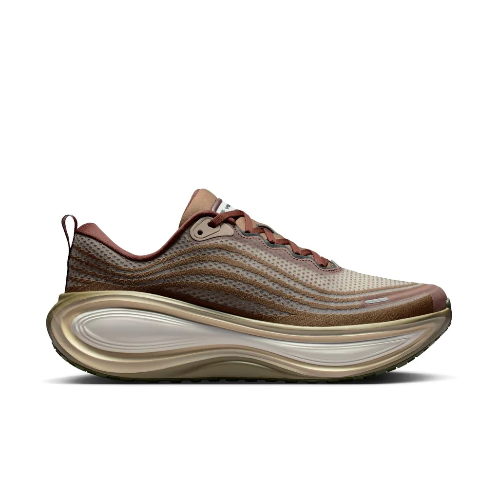 Nike Vomero Plus Qs