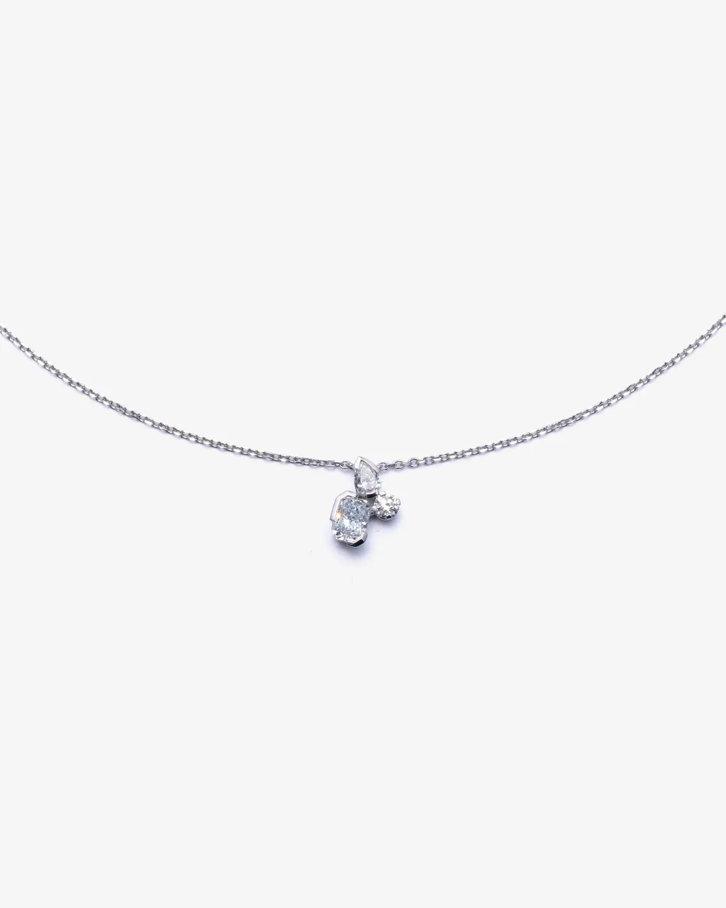 Meta Diamond Cluster Pendant N