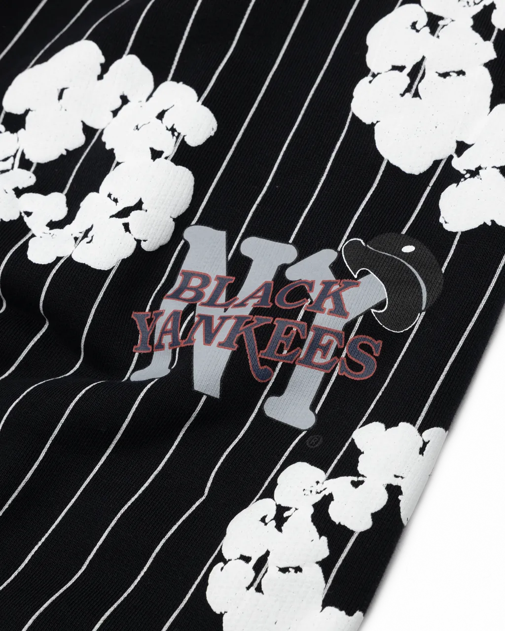Black Yankees Pinstripe Sweatpants