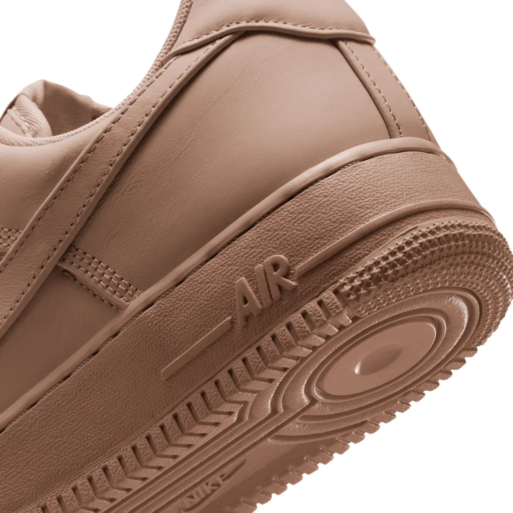 Air Force 1 Low Retro Prm