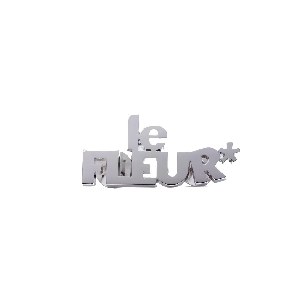 Le Fleur* Pin