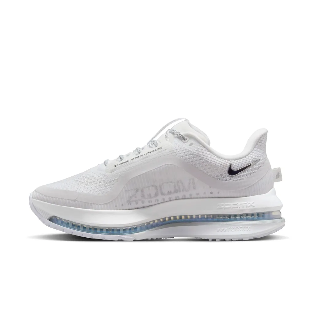 W Nike Pegasus Premium