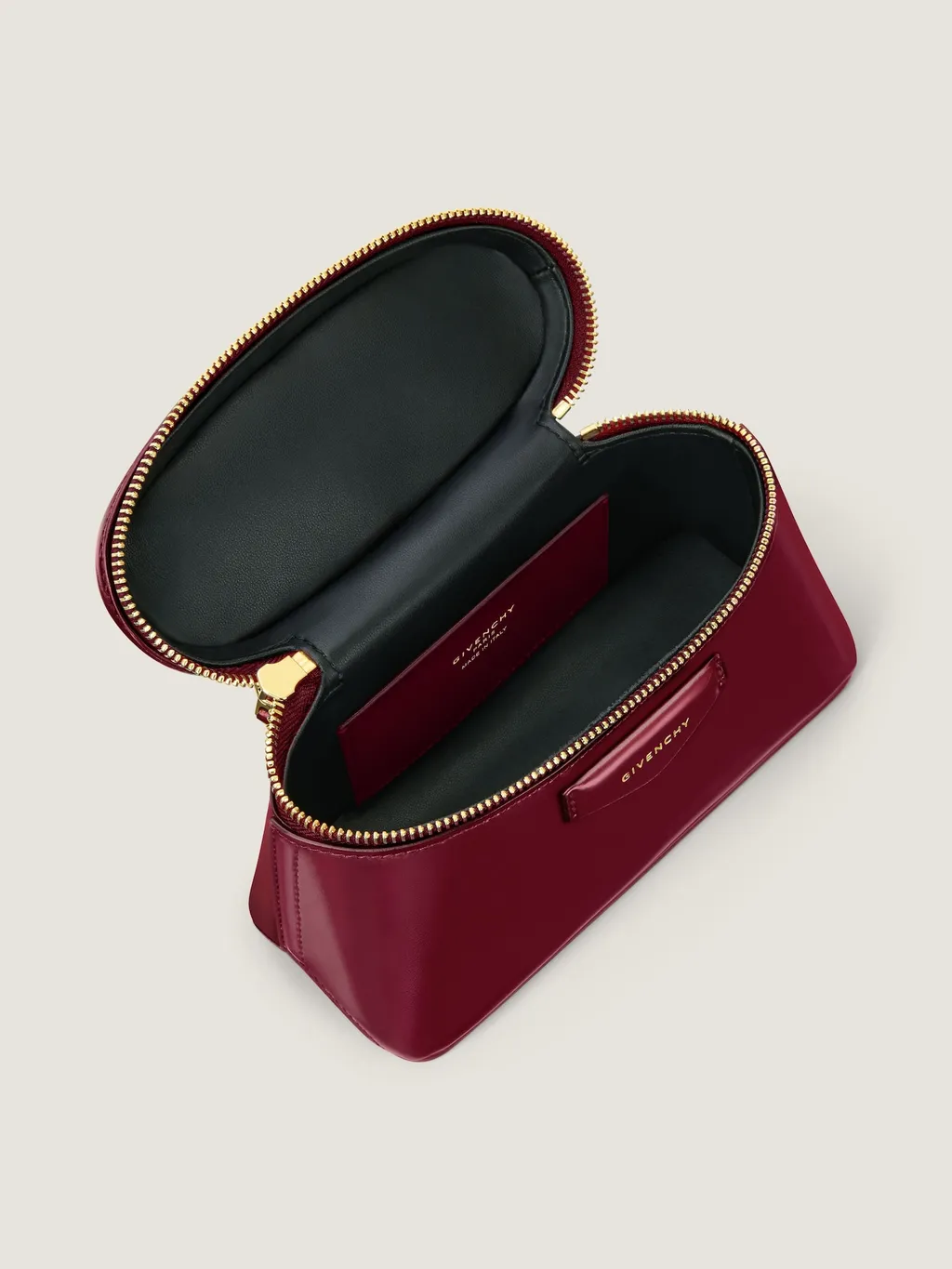 Antigona Vanity Bag In Box Leather With Chain