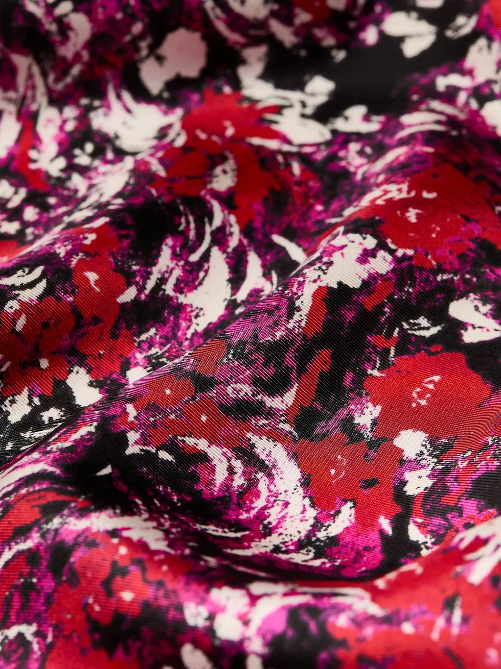 Square In Silk With Floral Print