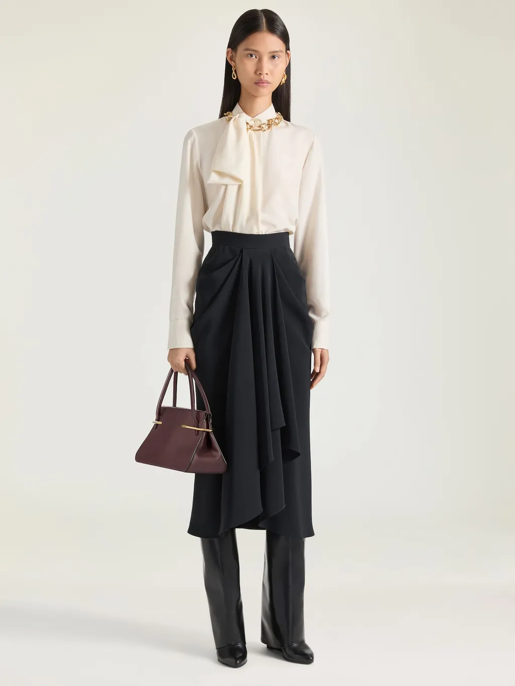Medium Pinch Bag In Grained Leather