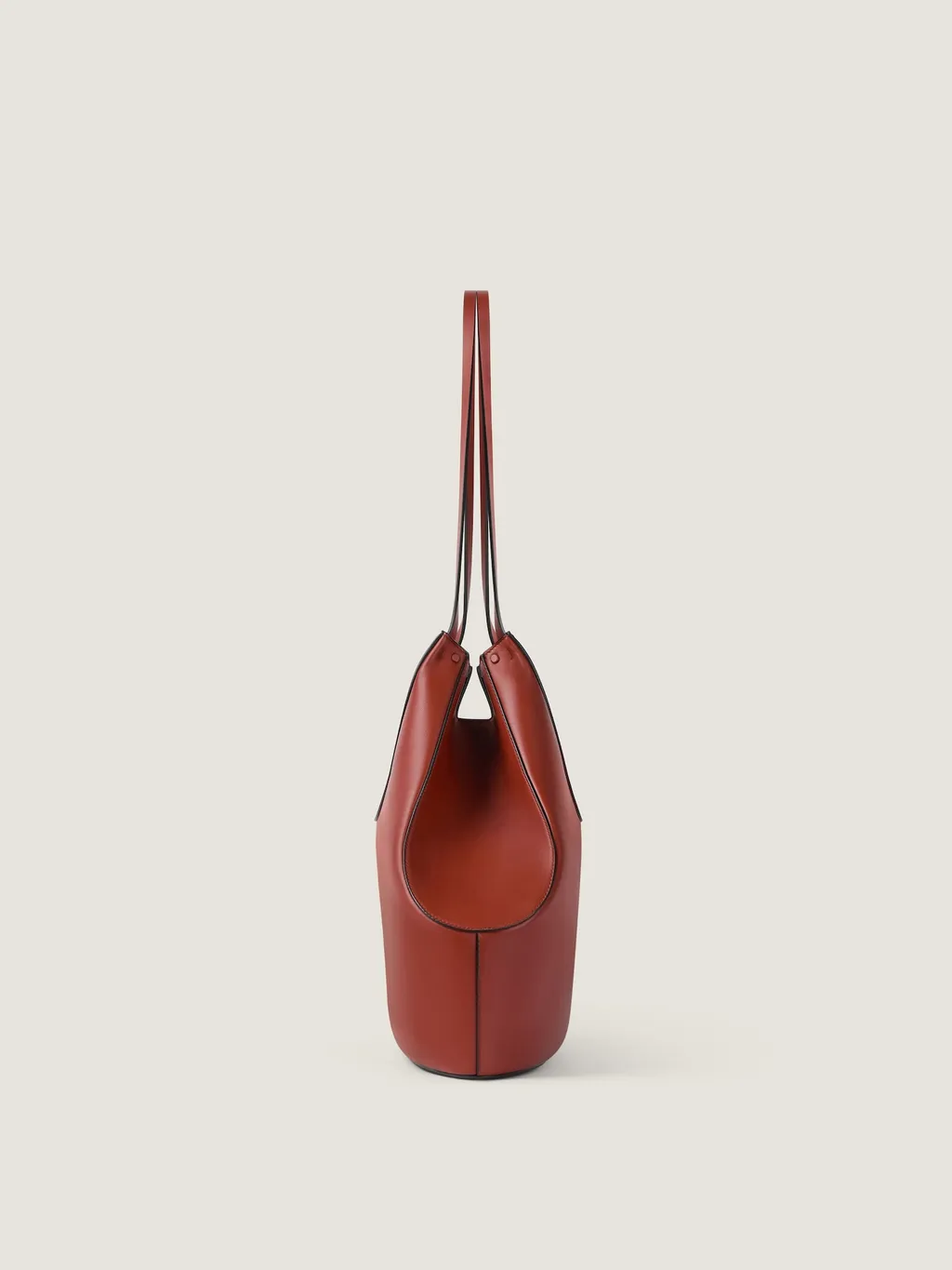 Medium Facet Tote Bag In Grained Leather