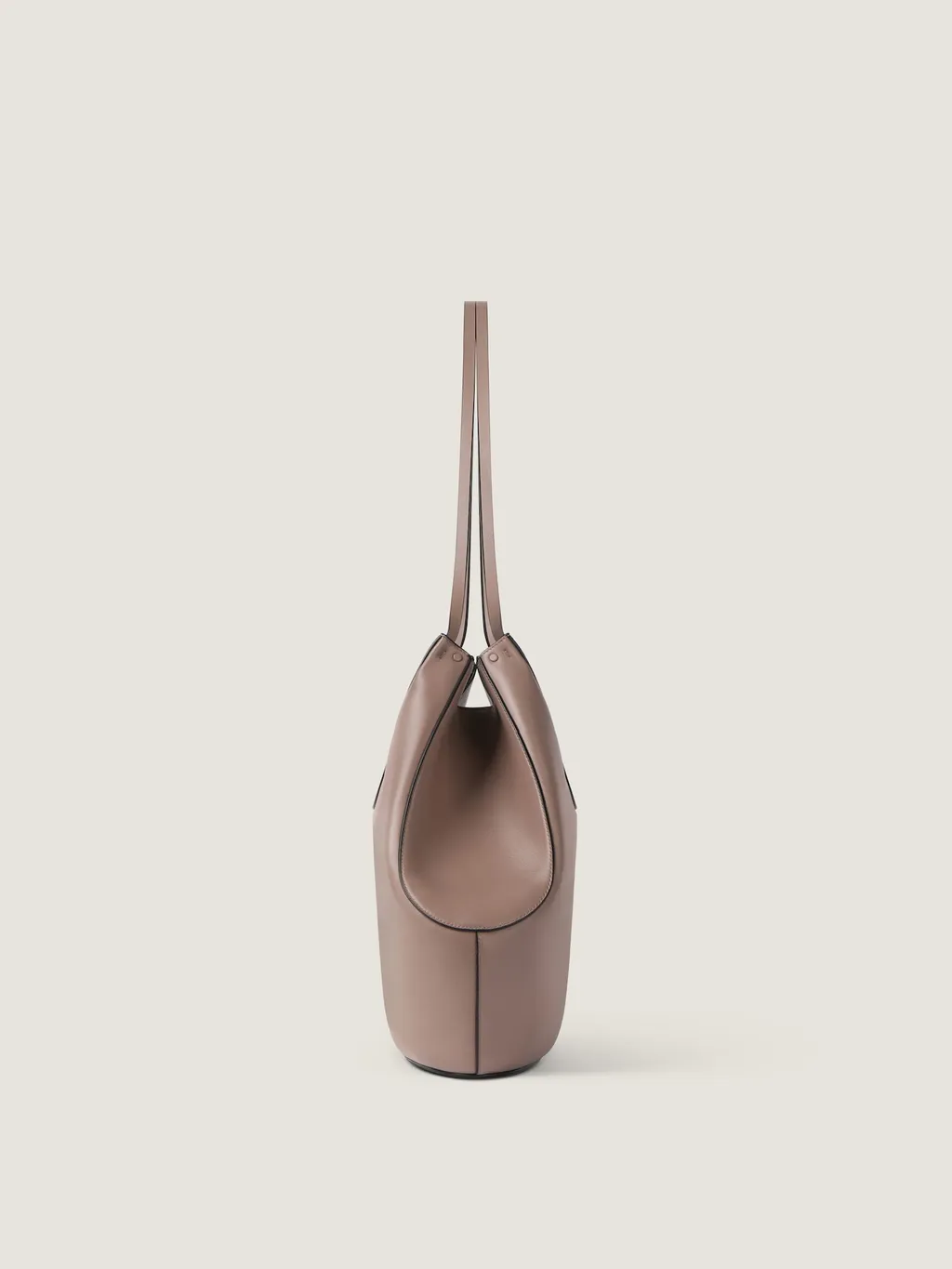 Medium Facet Tote Bag In Grained Leather