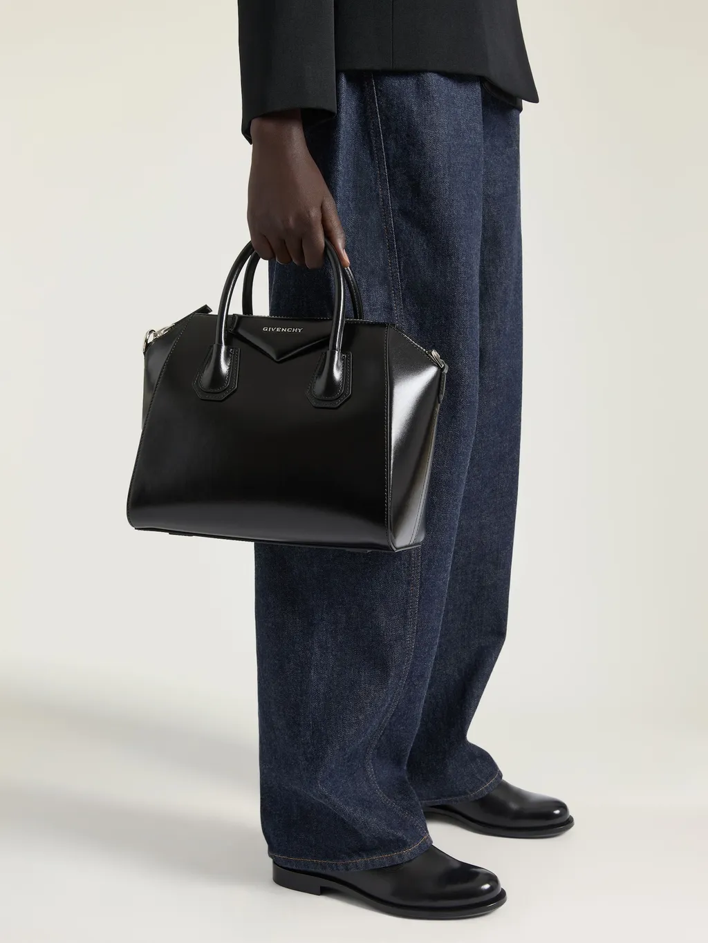 Small Antigona Bag In Box Leather