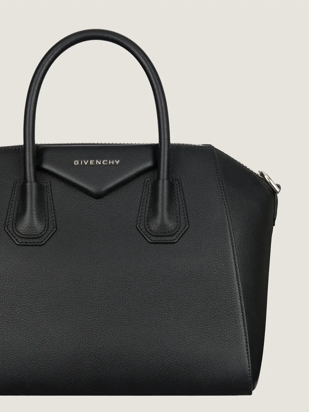 Small Antigona Bag In Grained Leather