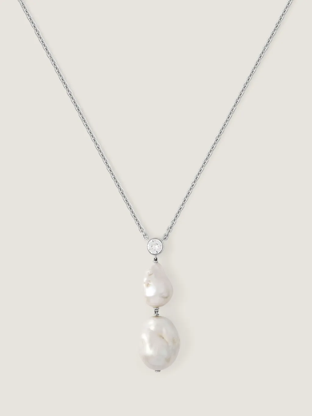 Crystal Pearl Necklace In Metal, Crystals And Pearls