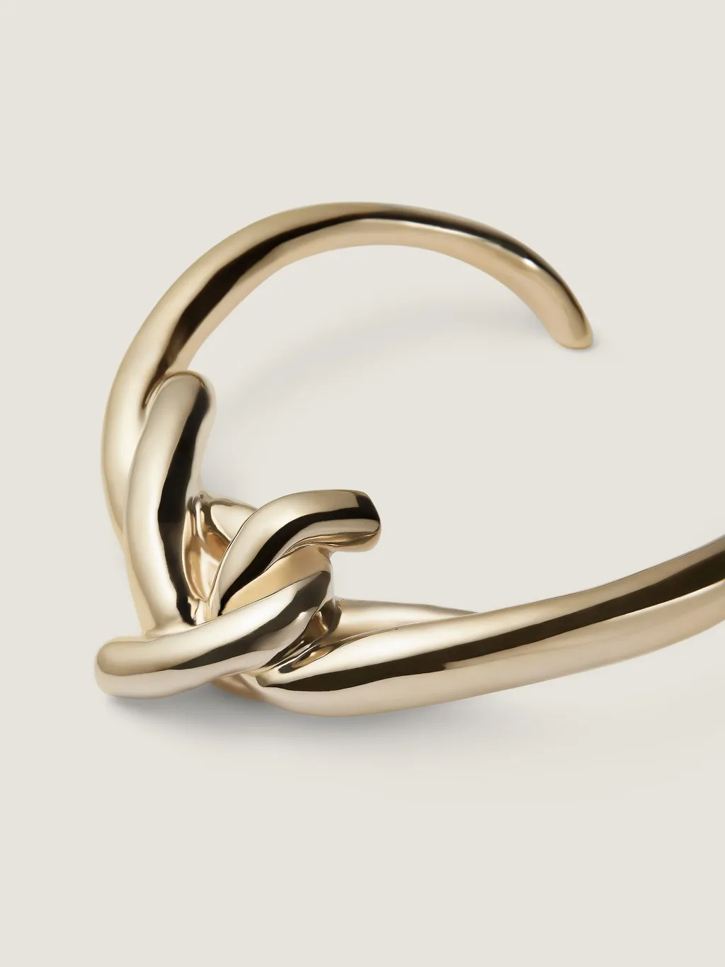 Chain Link Torque Necklace In Metal