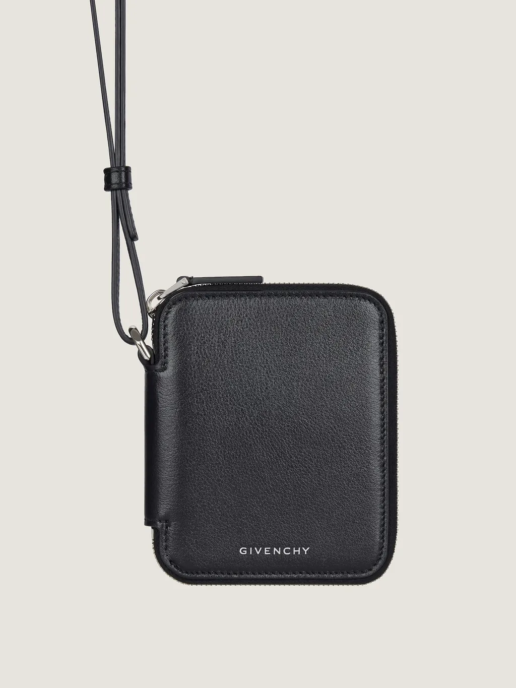 Voyou Necklace Card Holder In Grained Leather