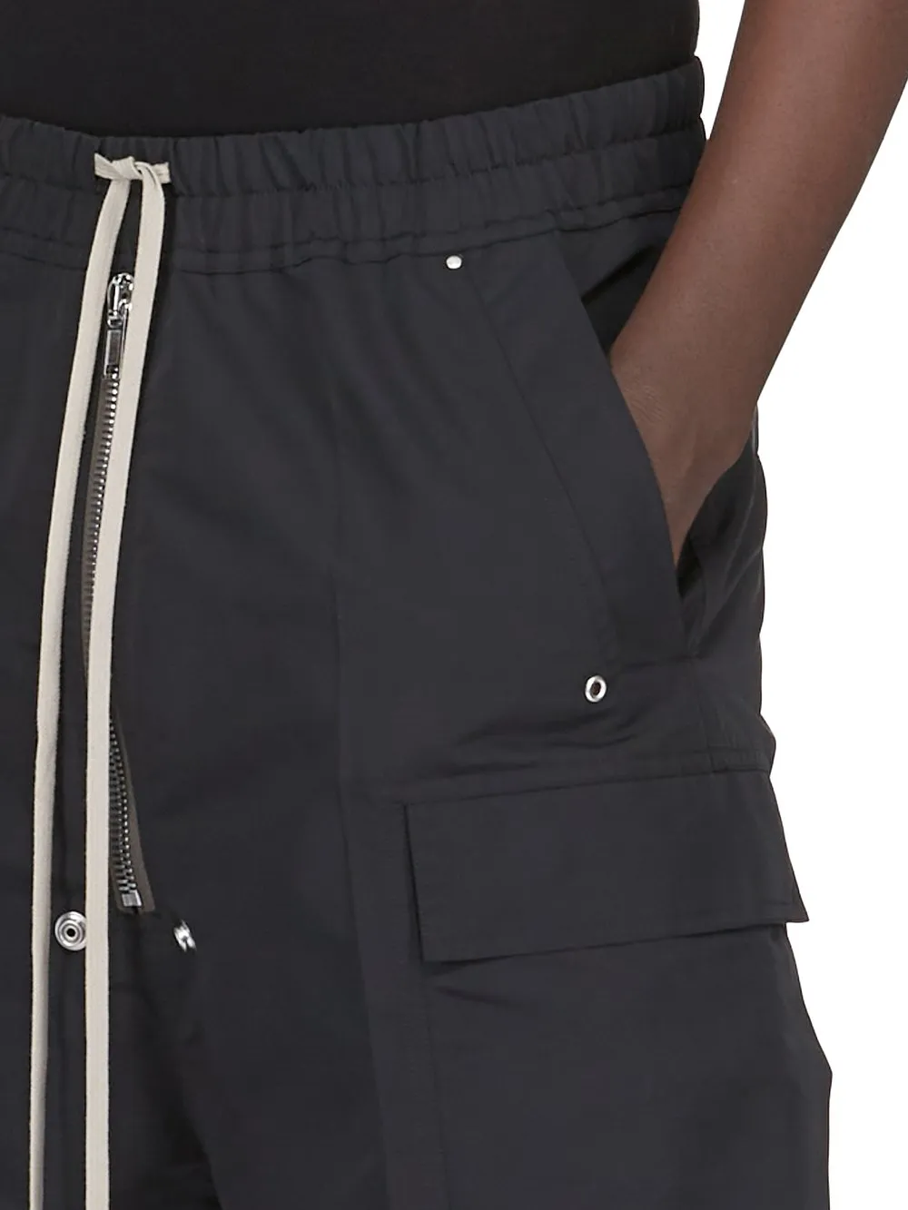 Rick Owens Temple Cargobela Shorts In Black Tech Faille