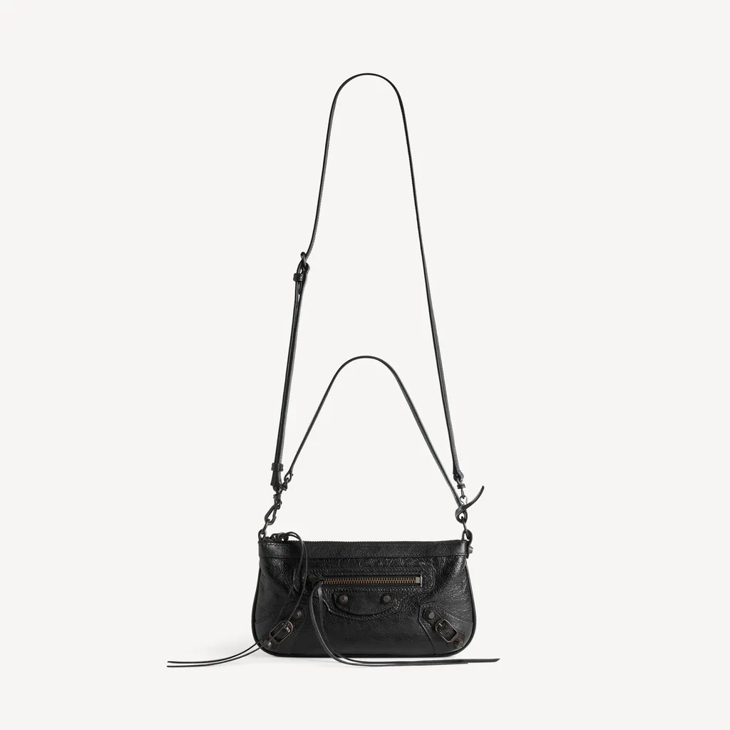 Le City Pouch On Strap
