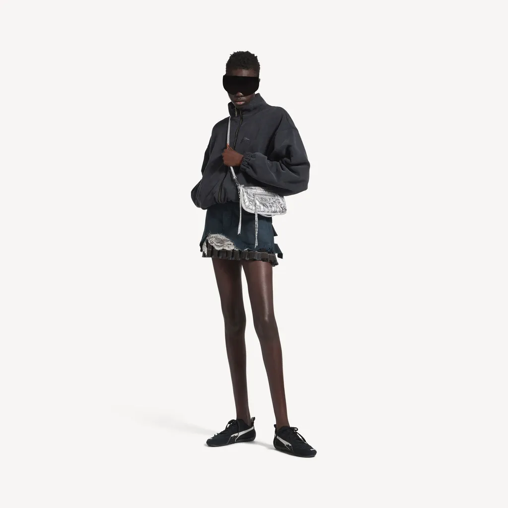 Le City Pouch On Strap