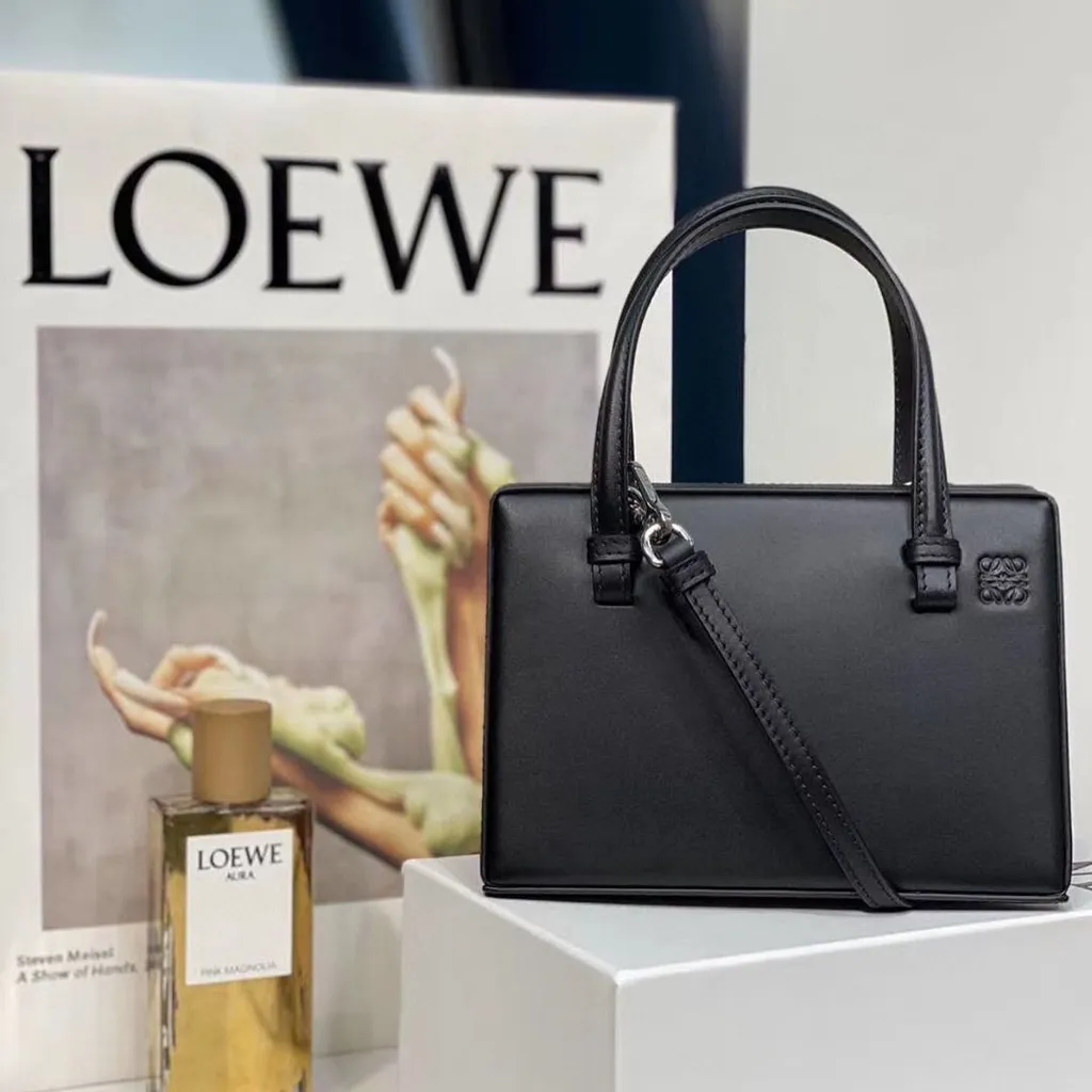 Postal Bag In Natural Calfskin