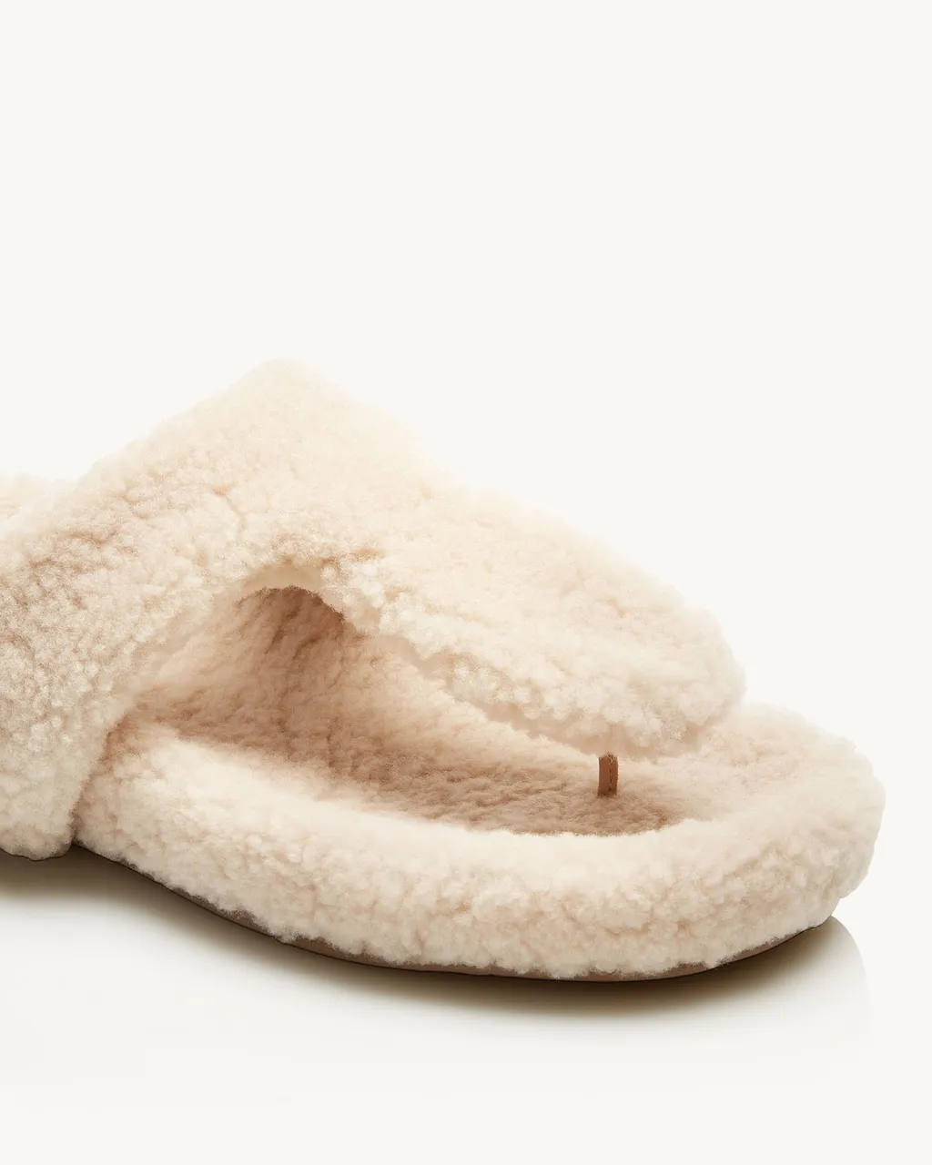 Relax Shearling Thong Sandals