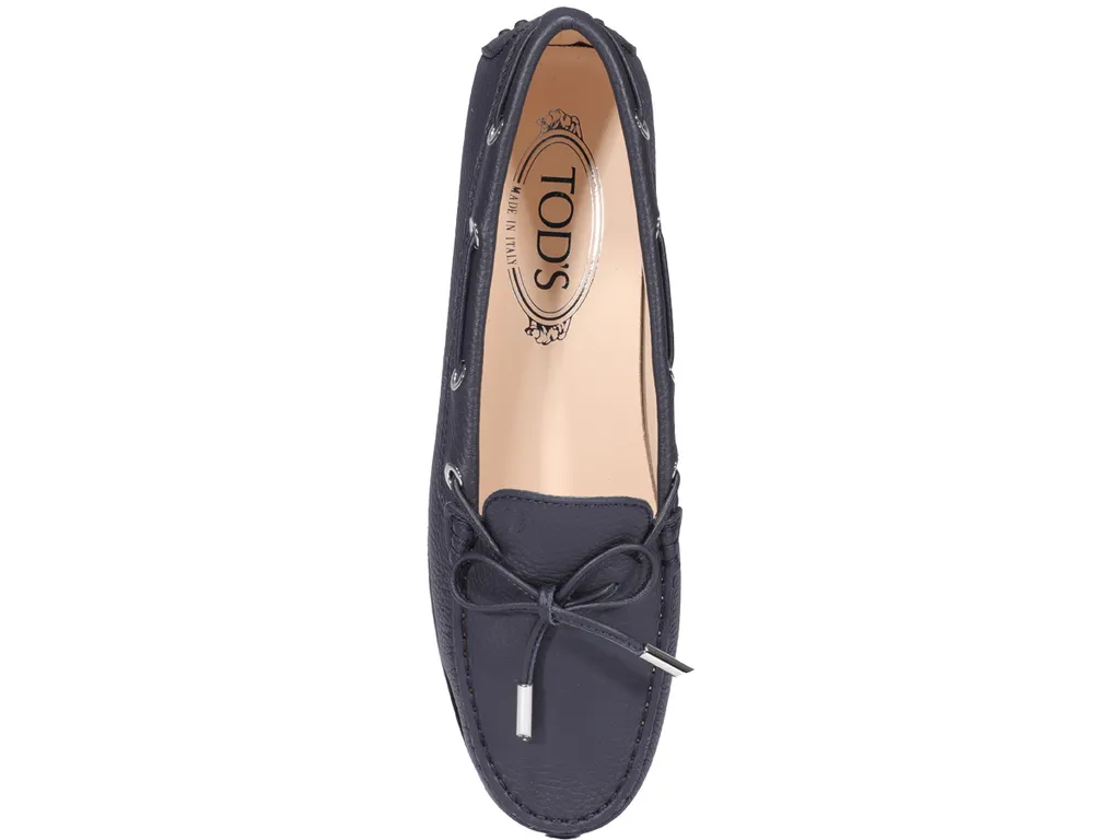 Lace-Up Round-Toe Moccasins