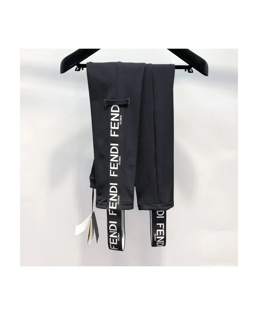 Elastic Strap Feet Leggings