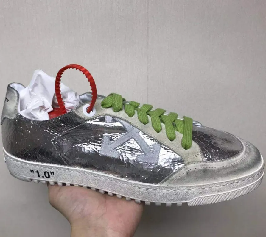 Arrow 2.0 Metallic Sneakers