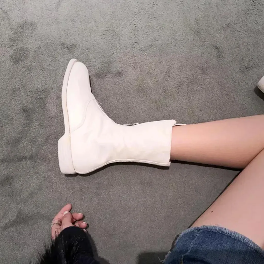 310 Front Zipper Boots