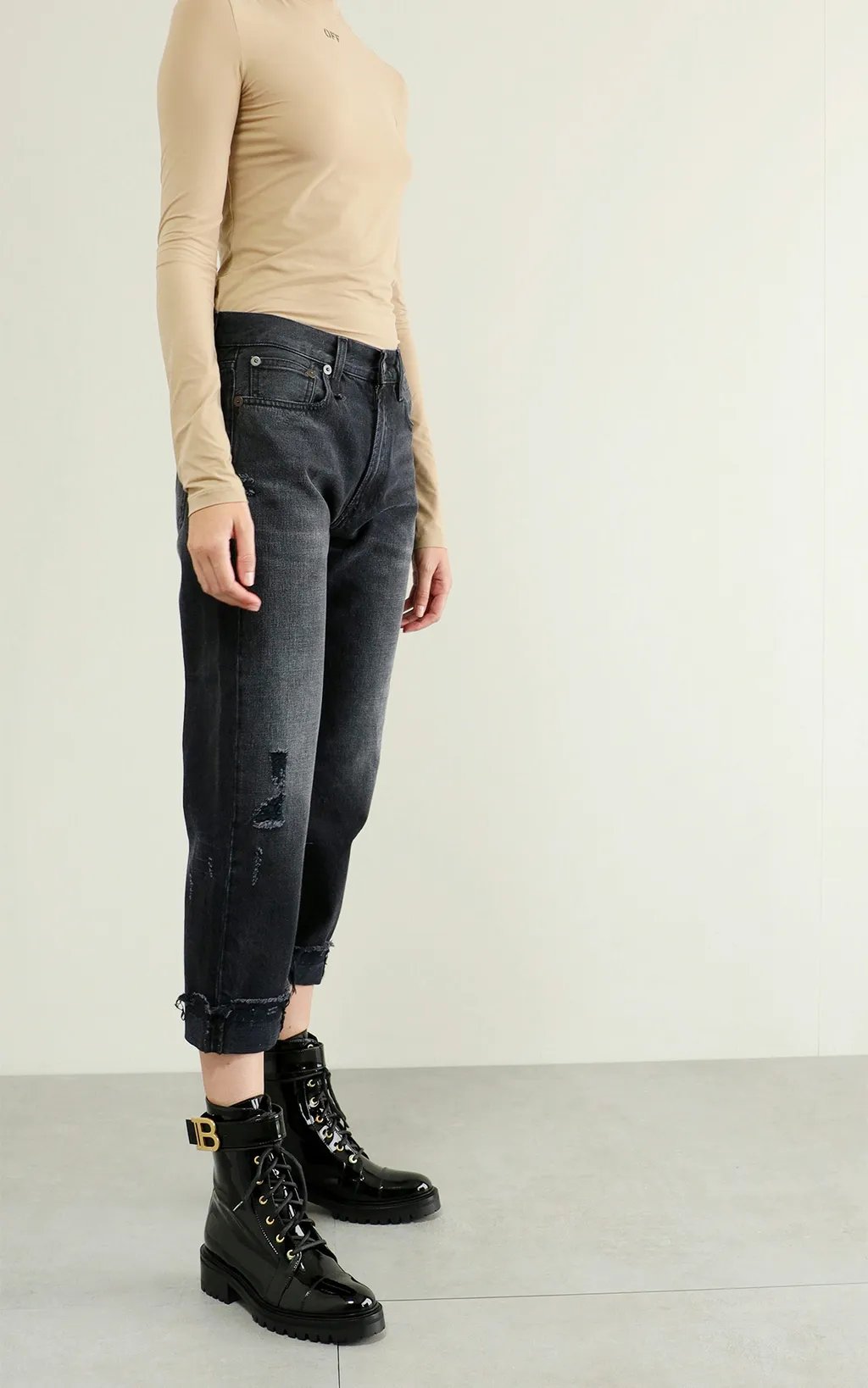 Straight Jeans