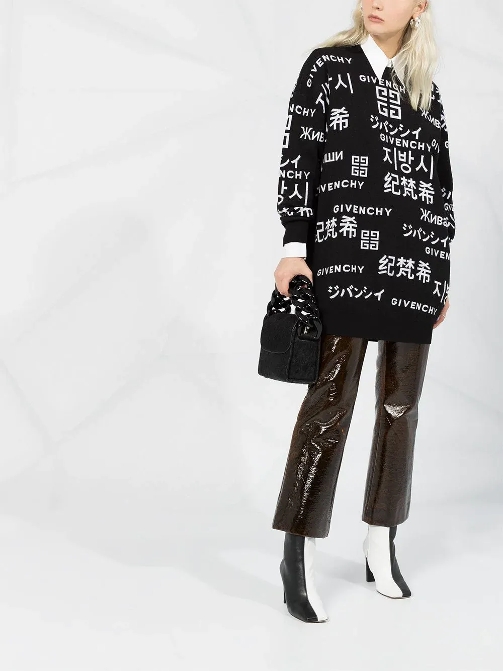 Logo Sweater