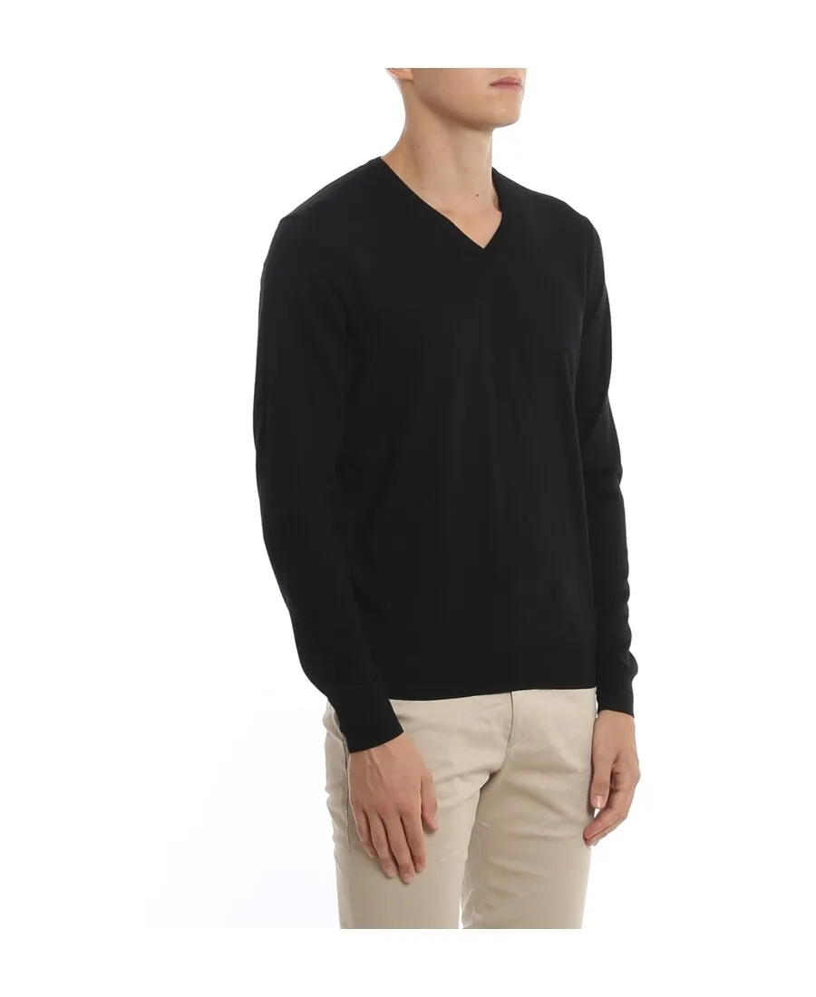 V-Neck Jumper
